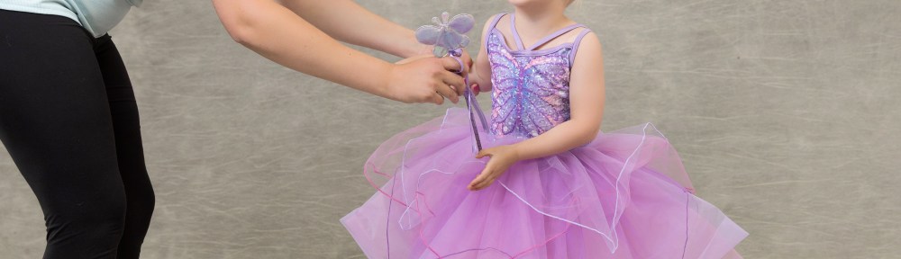 Worth the wait - young dancer gets her dance portraits done!