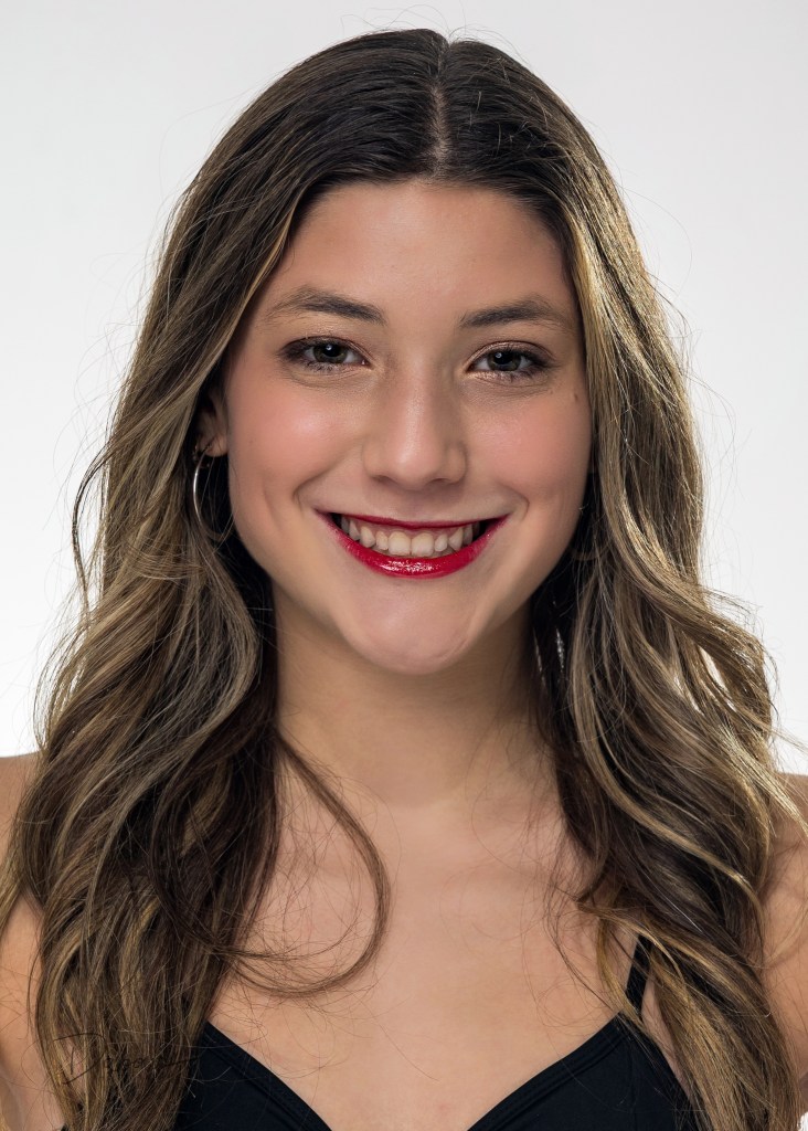 Mia's dance audition headshot for college dance program applications, photographed by Dave Dabour Photography.